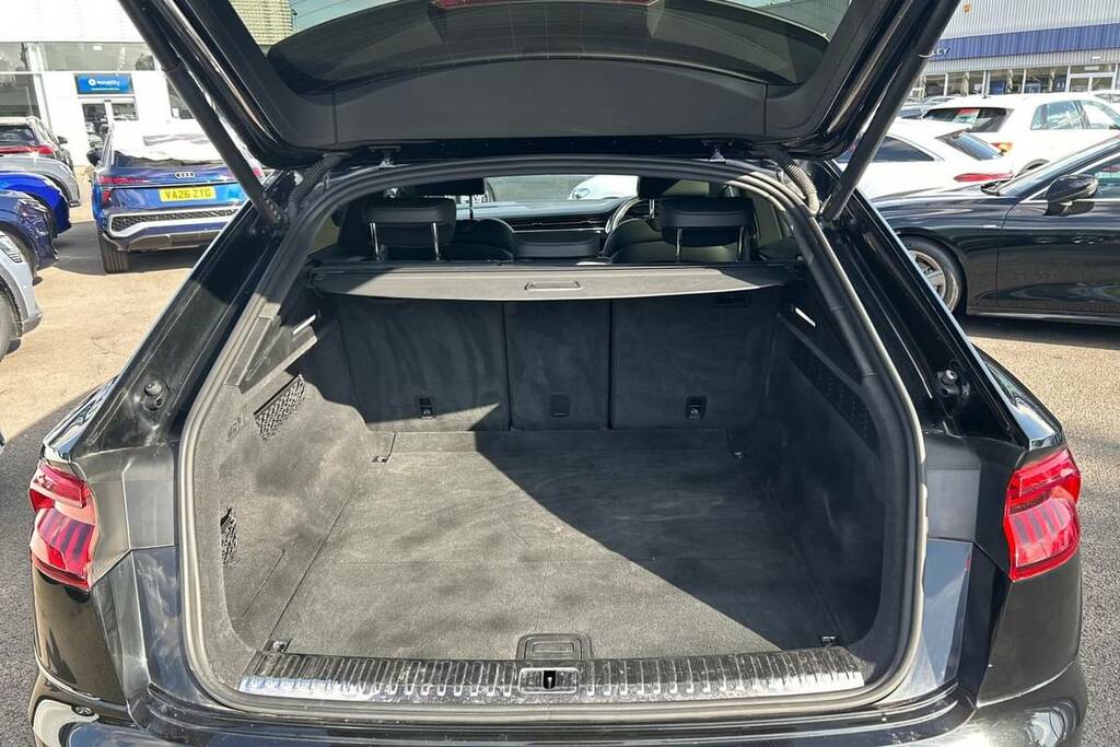Audi Q8 55 Tfsi Quattro Black Edition Tiptronic Black #2