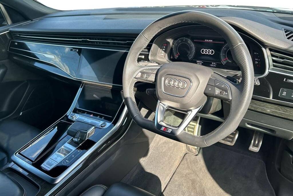 Audi Q8 55 Tfsi Quattro Black Edition Tiptronic Black #4
