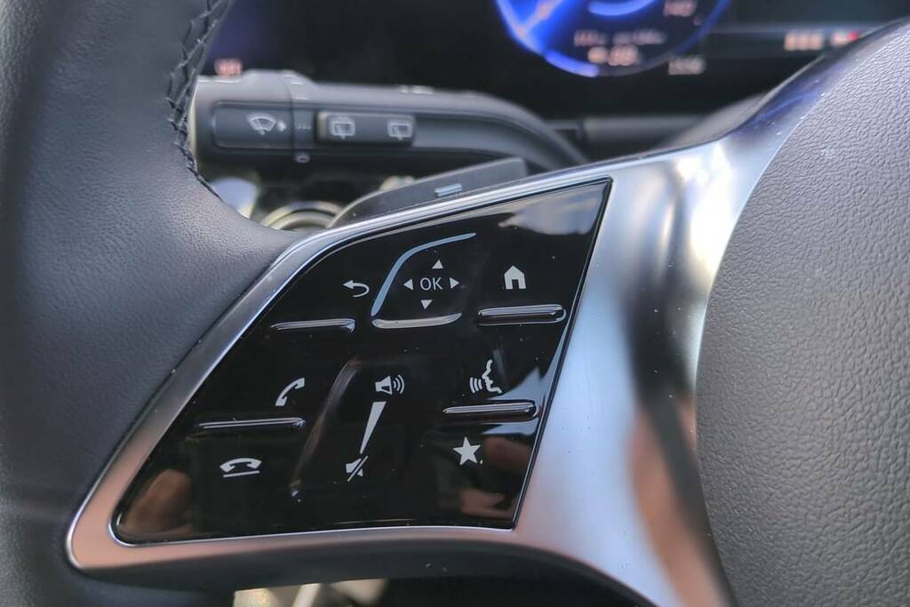 Mercedes-Benz EQA 250 140Kw Sport Executive 70.5Kwh Black #6