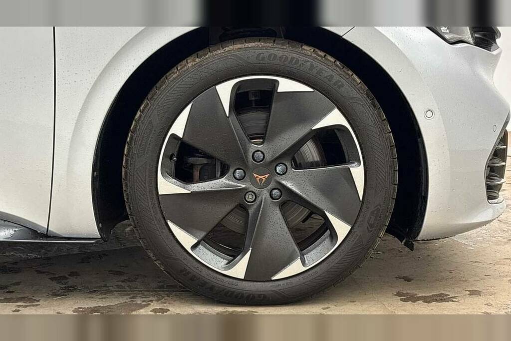 Cupra Born 150Kw V2 58Kwh Silver #5