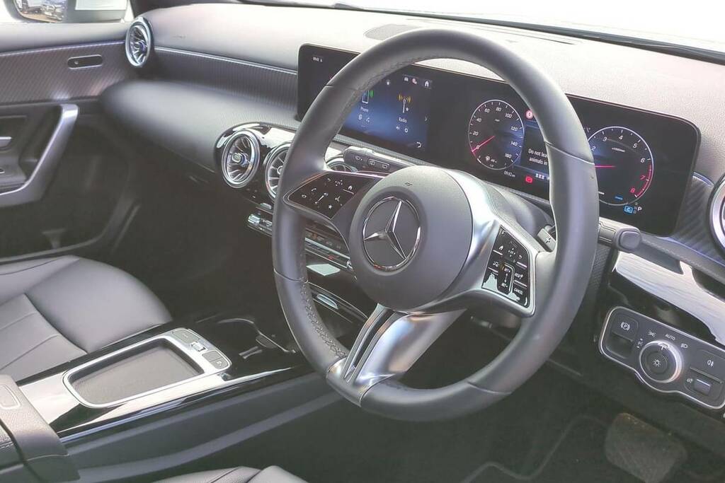 Mercedes-Benz A Class A180 Sport Executive FV24UOG White #4