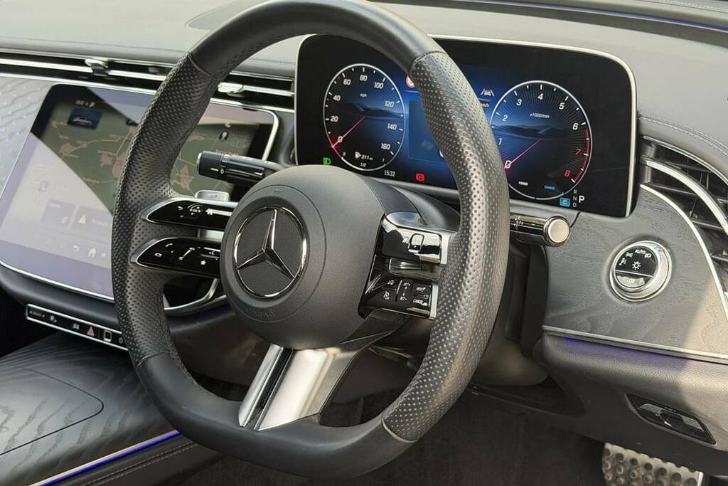 Mercedes-Benz E Class E200 Amg Line 9G-tronic KP25WTD Silver #2