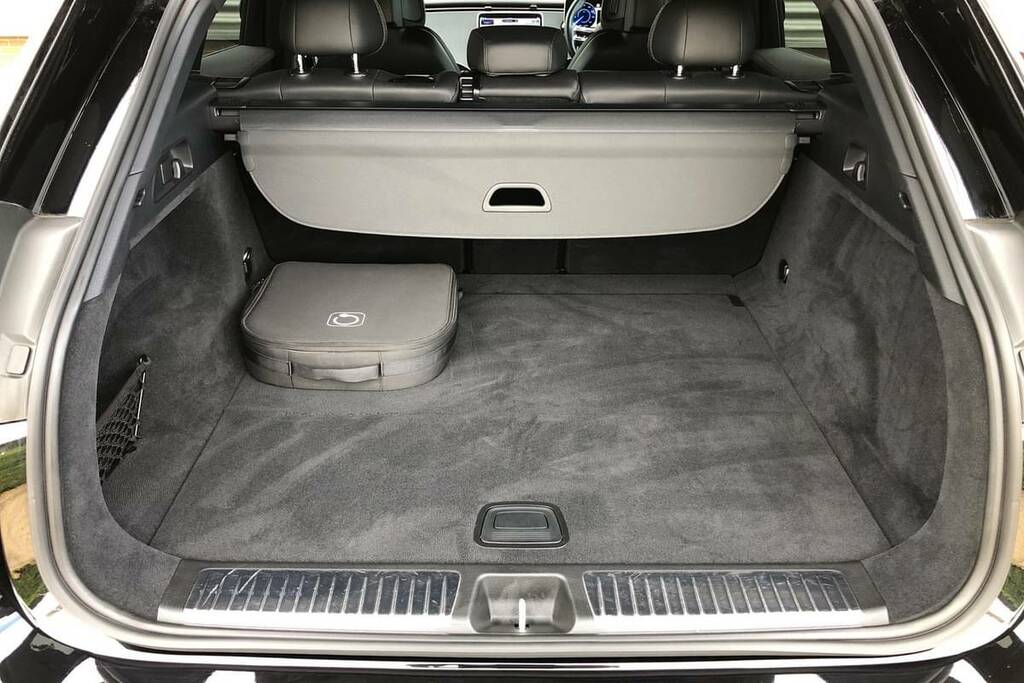 Mercedes-Benz EQE 350 4Matic 215Kw Amg Line Edition 91Kwh Black #2