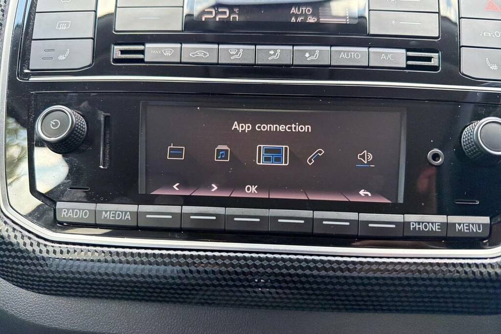 Volkswagen e-Up E-up Black #13