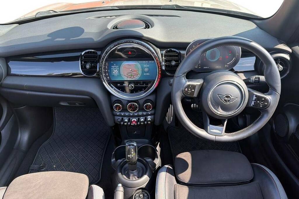 Mini Convertible 1.5 Cooper Sport YG22VLA Grey #4