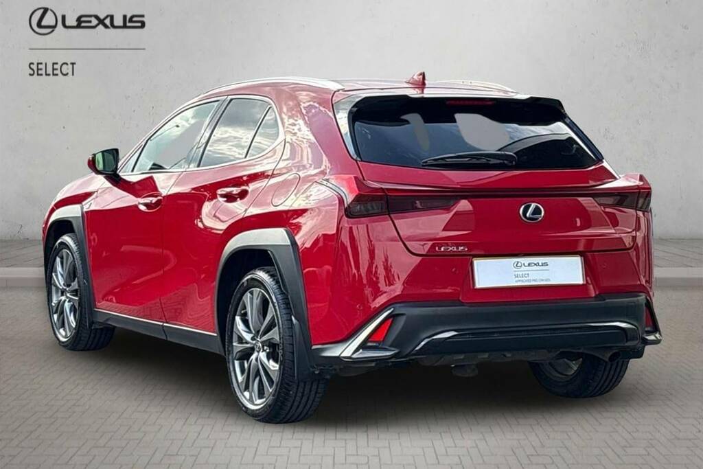 Lexus UX 250H E4 2.0 F-sport Cvt Takumi Pack KC21NZB Red #4
