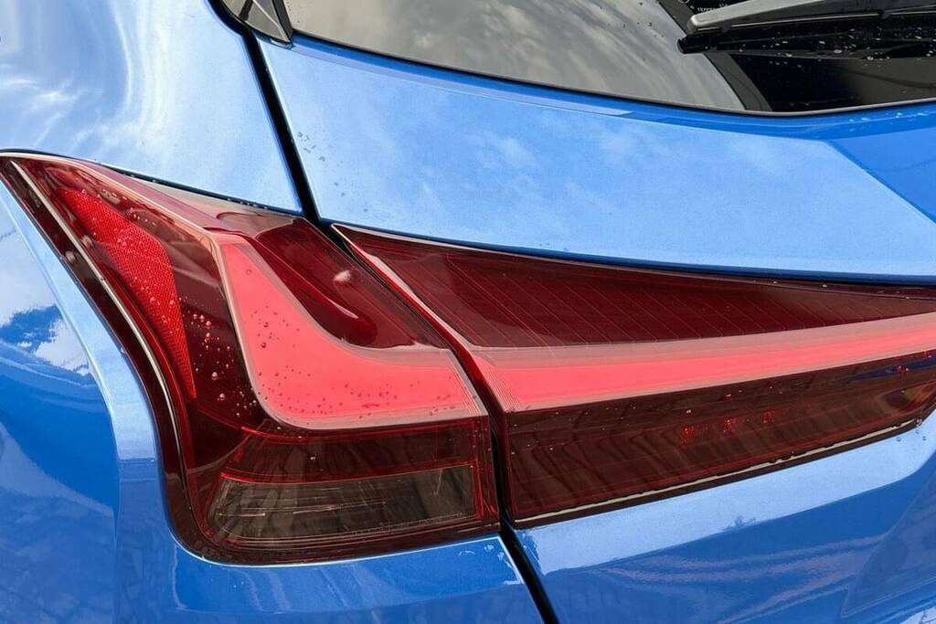 Lexus UX Hatchback Black #21