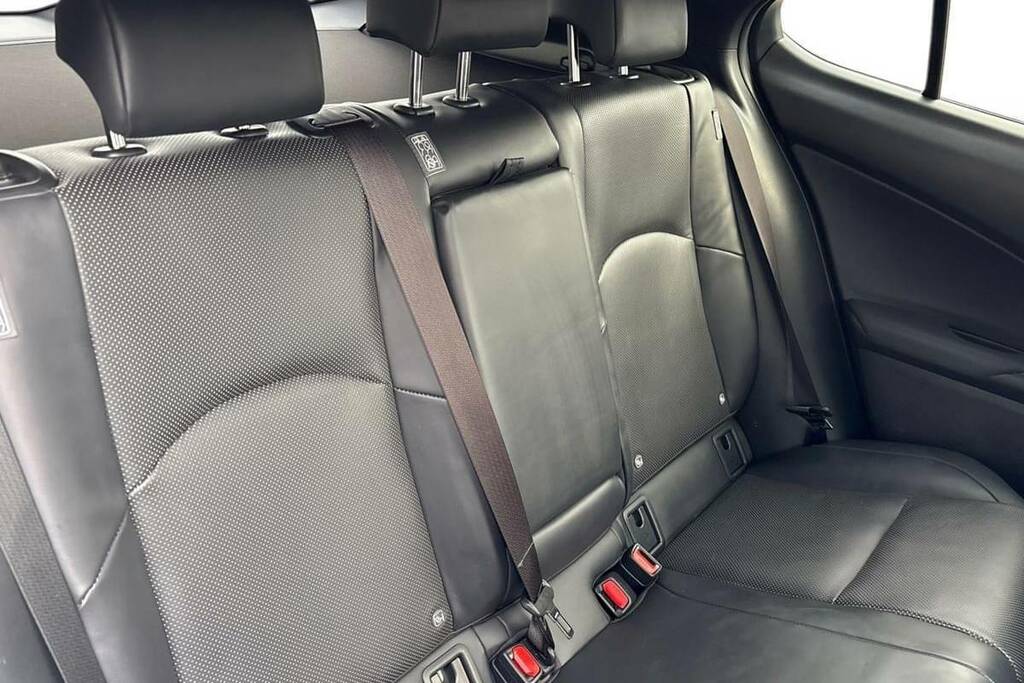 Lexus UX Hatchback Black #8