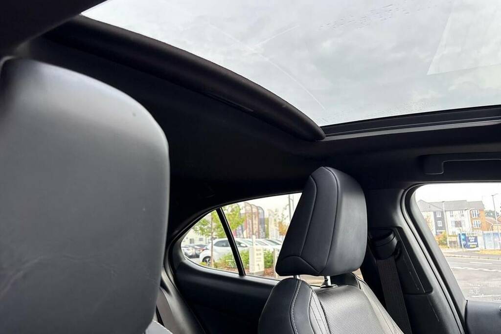 Lexus UX Hatchback Black #19