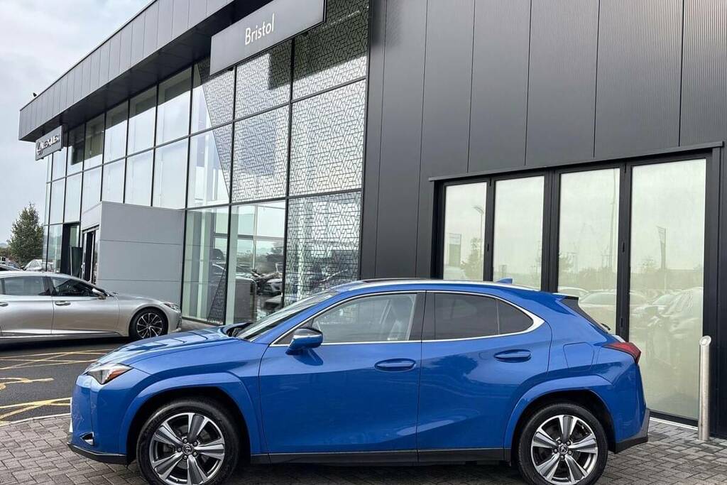 Lexus UX Hatchback Black #24