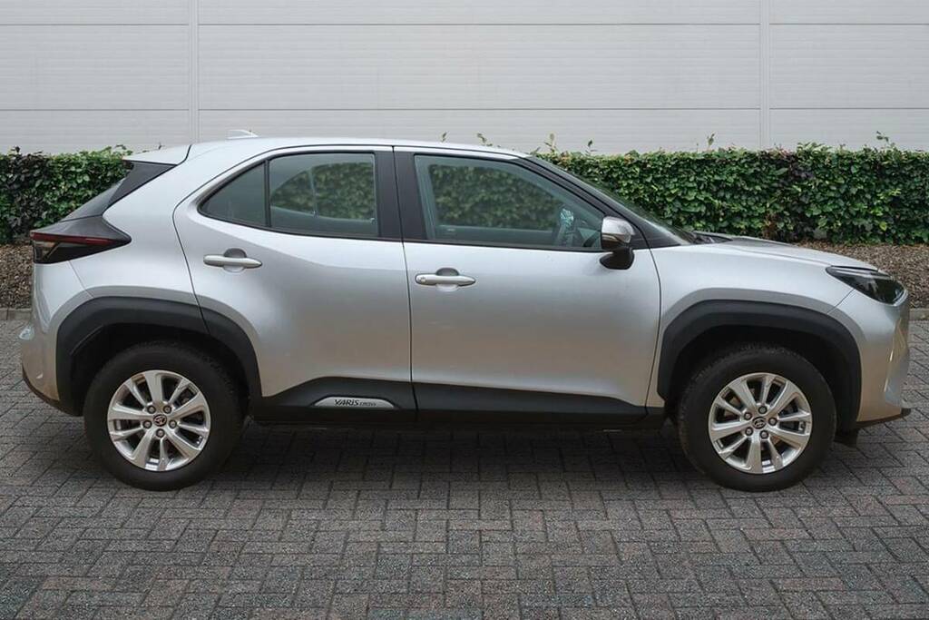 Toyota Yaris Cross 1.5 Vvt-h Icon E-cvt Euro 6 Ss OW24PYV Silver #5