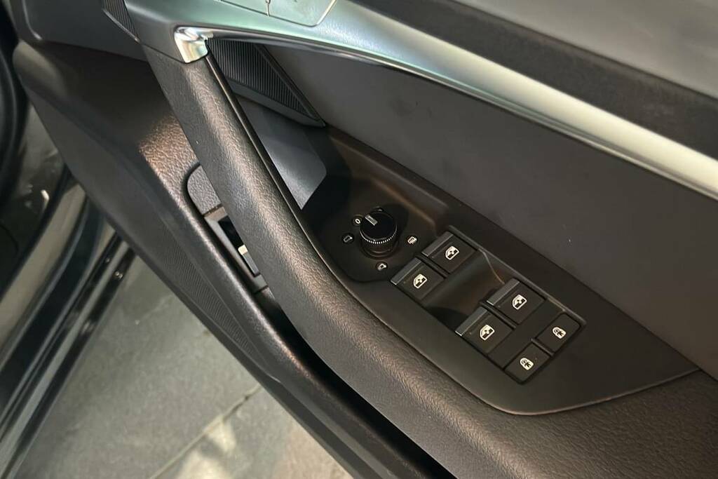 Audi A6 Avant 40 Tfsi S Line S Tronic Tech Pack Grey #5