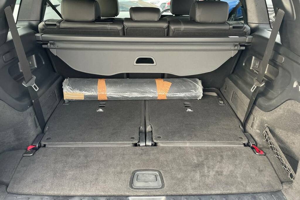 Mercedes-Benz GLB Class 200 Sport Executive 7G-tronic Silver #2