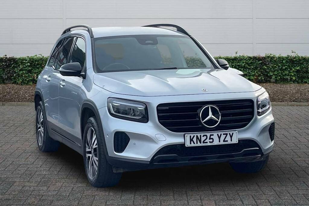 Mercedes-Benz GLB Class 200 Sport Executive 7G-tronic Silver