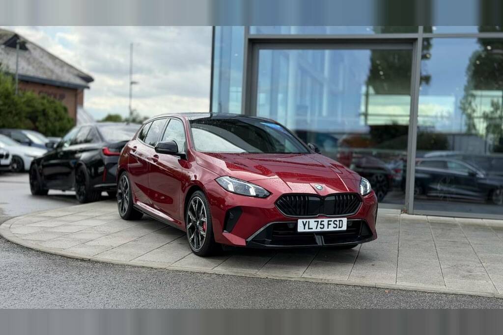 BMW 1 Series 120 M Sport Step Red