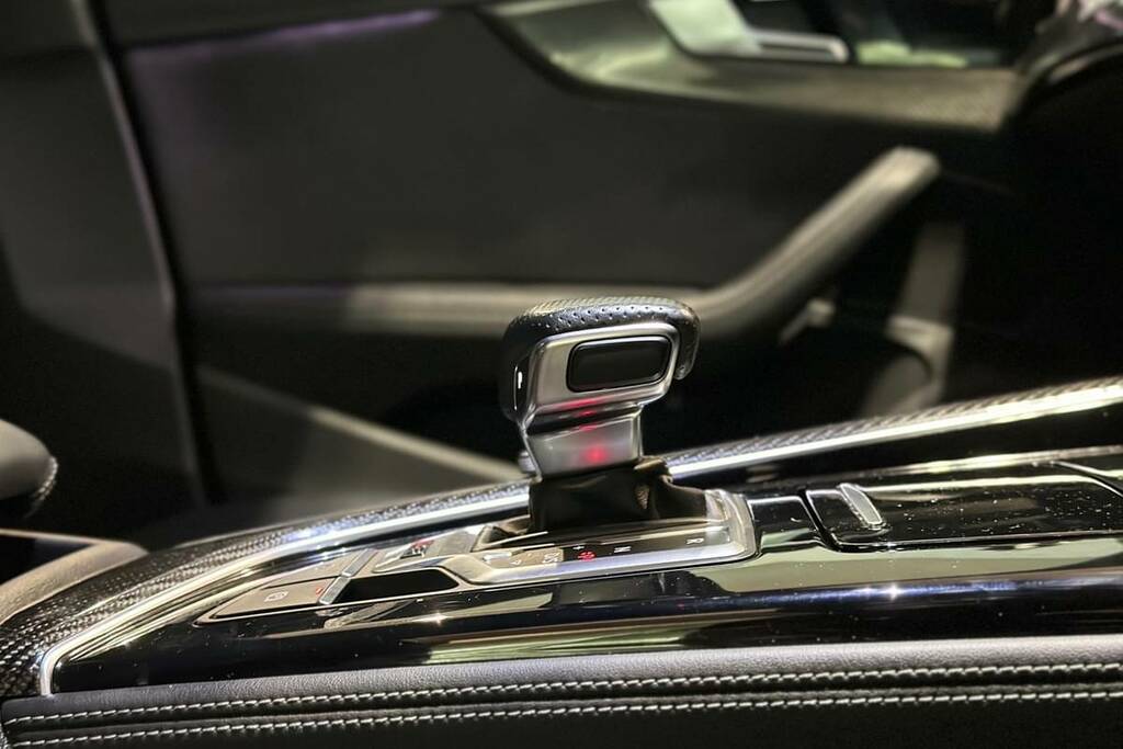 Audi RS5 Hatchback Grey #8
