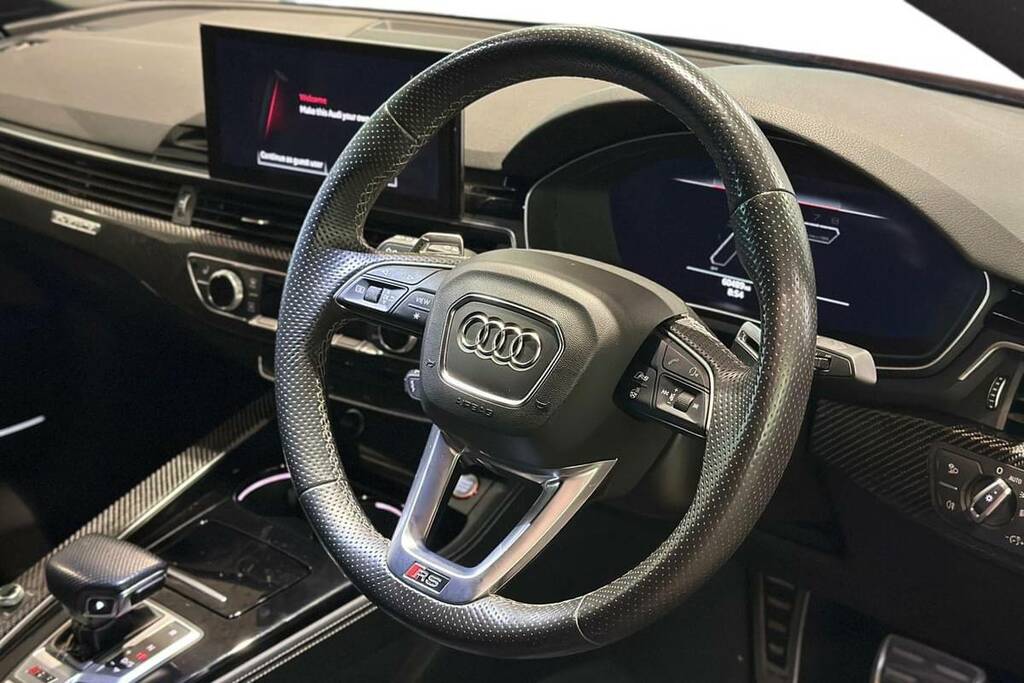Audi RS5 Rs 5 Tfsi Quattro Carbon Black Tiptronic Red #4