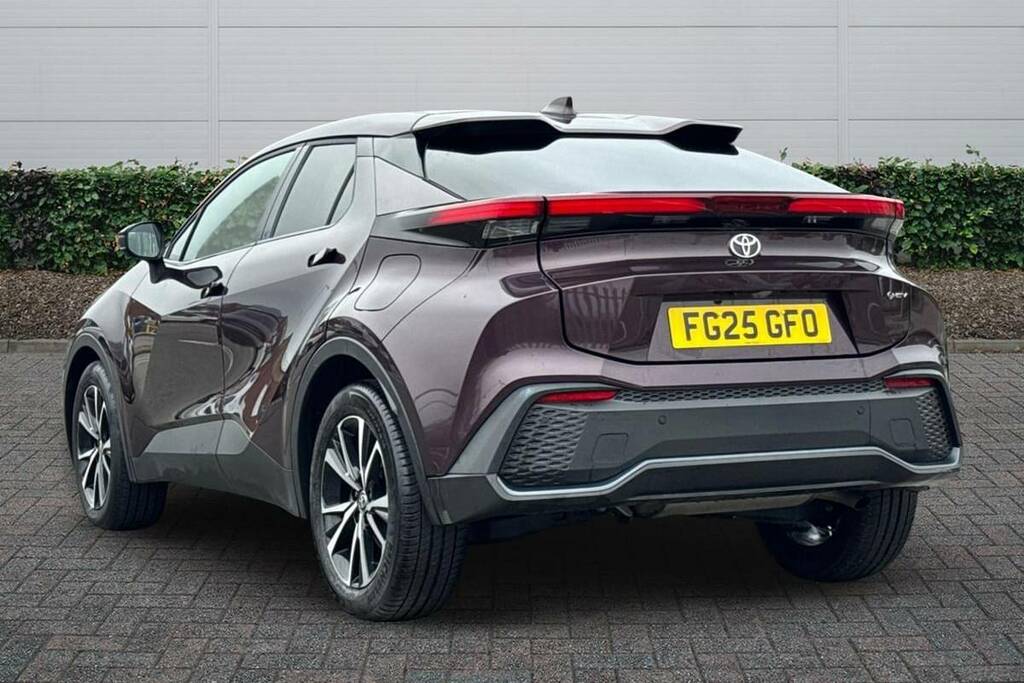Toyota C-Hr 1.8 Hybrid Design Cvt Purple #2