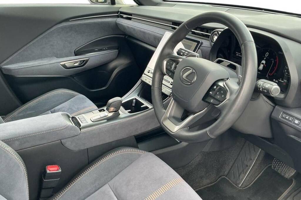 Lexus LBX 1.5 Vvt-ie Premium Plus E-cvt Euro 6 Ss Black #12