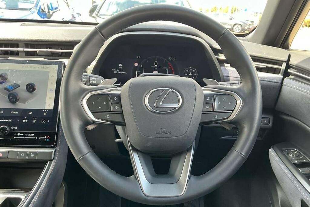 Lexus LBX 1.5 Vvt-ie Premium Plus E-cvt Euro 6 Ss Black #10