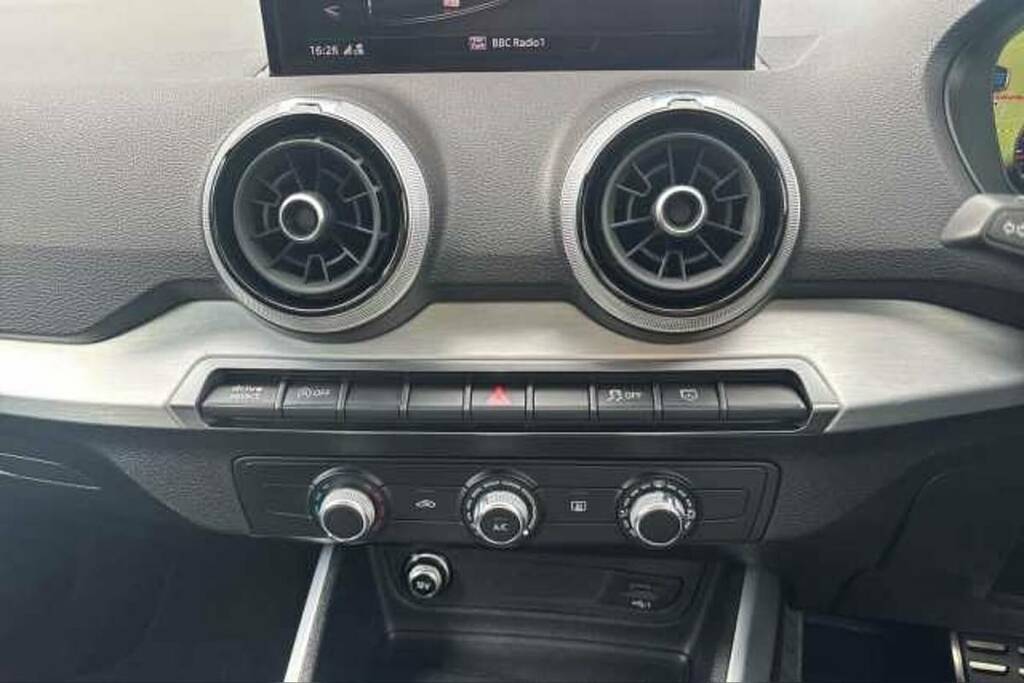 Audi Q2 Technik  #27
