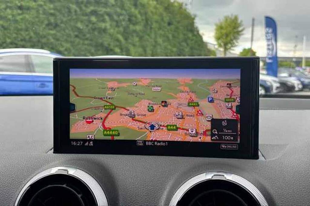 Audi Q2 Technik  #29