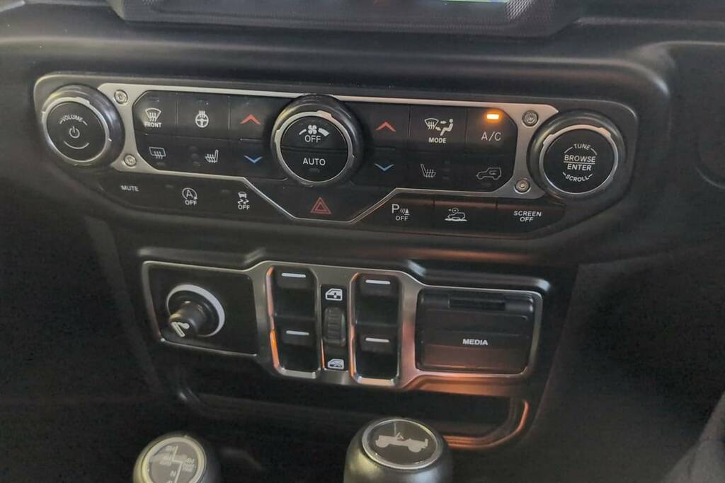 Jeep Wrangler #8