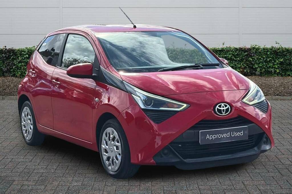 Toyota Aygo 1.0 Vvt-i X-play Red