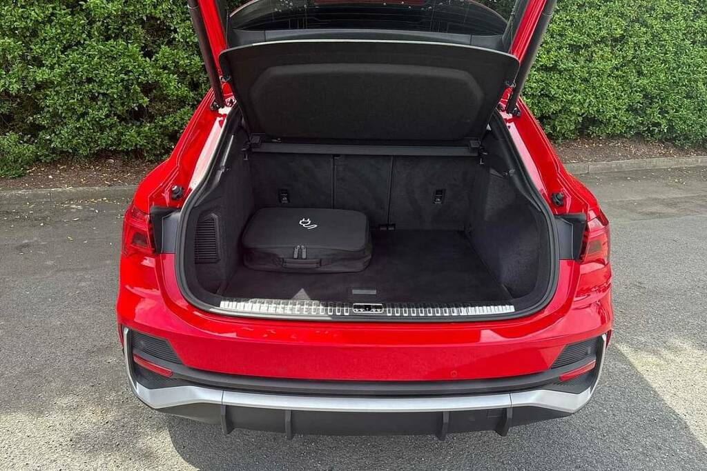 Audi Q3 2L Technik Black #11