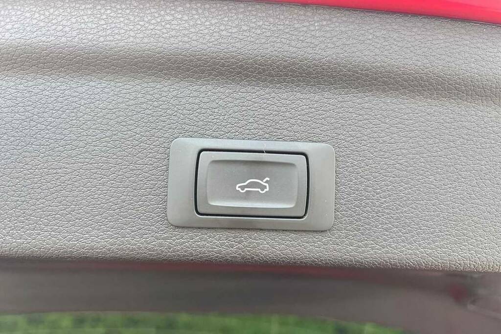 Audi Q3 2L Technik Black #22