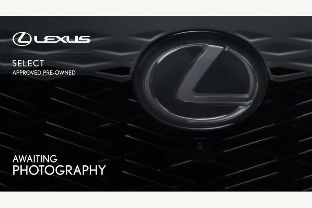 Lexus LBX 1.5 Premium Plus E-cvt Black