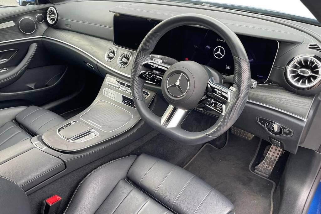 Mercedes-Benz E Class E300d 4Matic Amg Line Premium 9G-tronic Blue #4