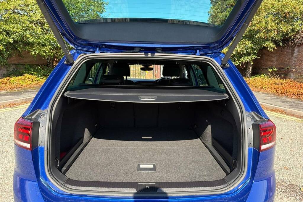 Volkswagen Passat 1.5 Tsi Evo R-line Dsg Blue #2