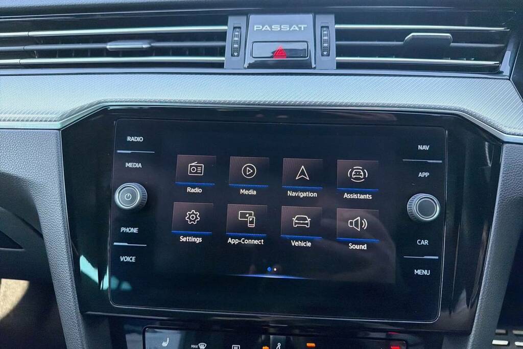 Volkswagen Passat 1.5 Tsi Evo R-line Dsg Blue #3
