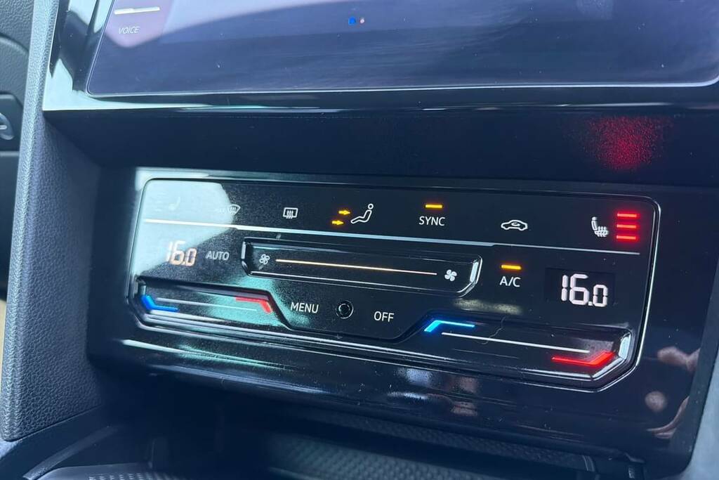 Volkswagen Passat 1.5 Tsi Evo R-line Dsg Blue #5