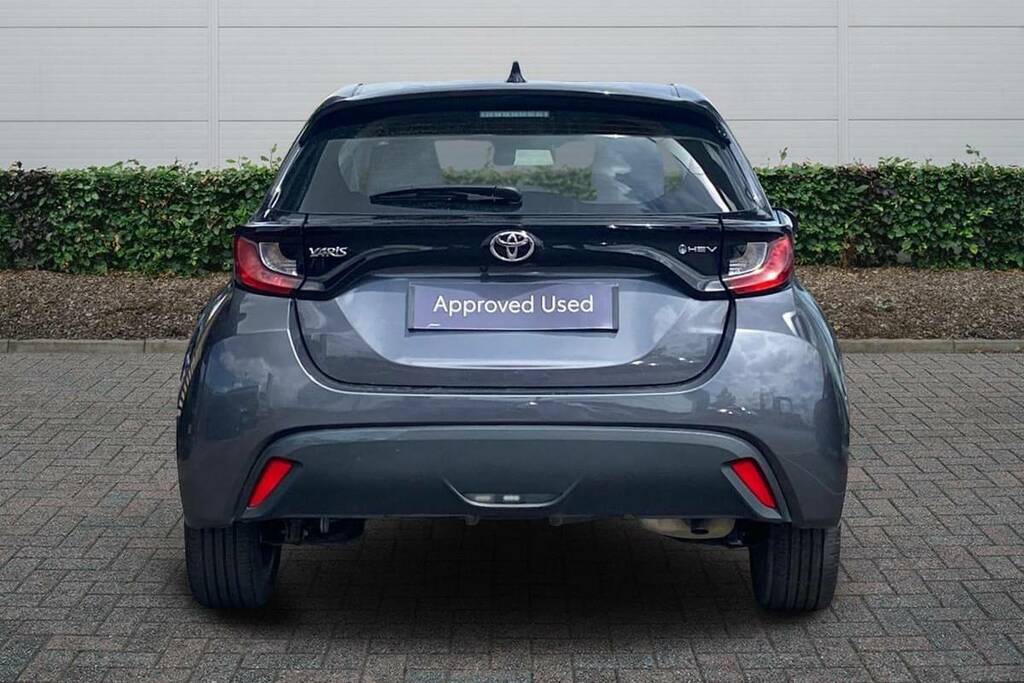 Toyota Yaris 1.5 Hybrid Icon Cvt Grey #4
