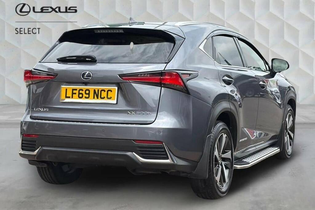 Lexus NX 300H 2.5 Takumi Cvt Sunroof Grey #2