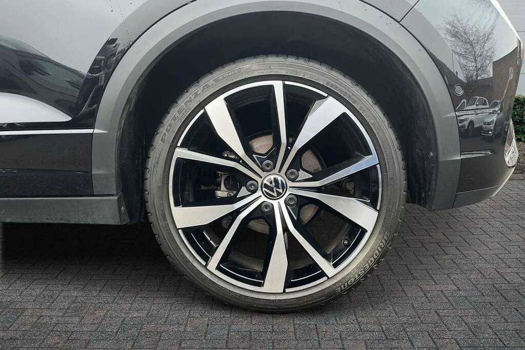 Volkswagen T-Roc 1.5 Tsi R-line Dsg Black #5