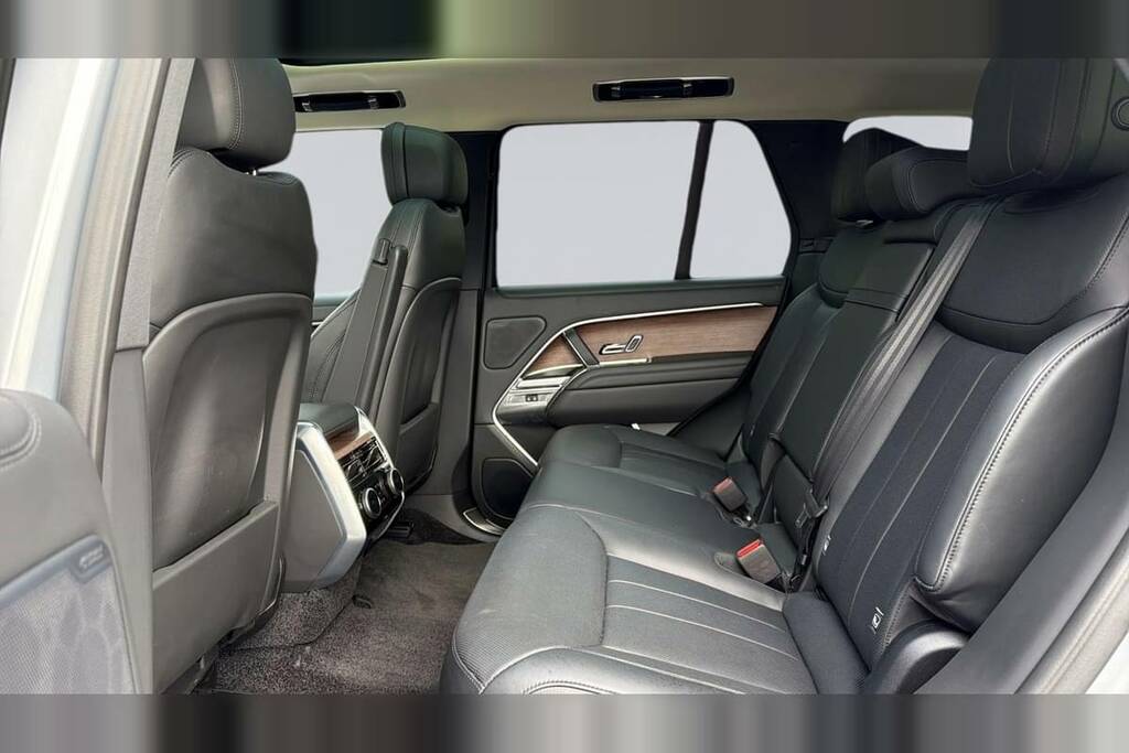 Land Rover Range Rover 3.0 D350 Hse Silver #4