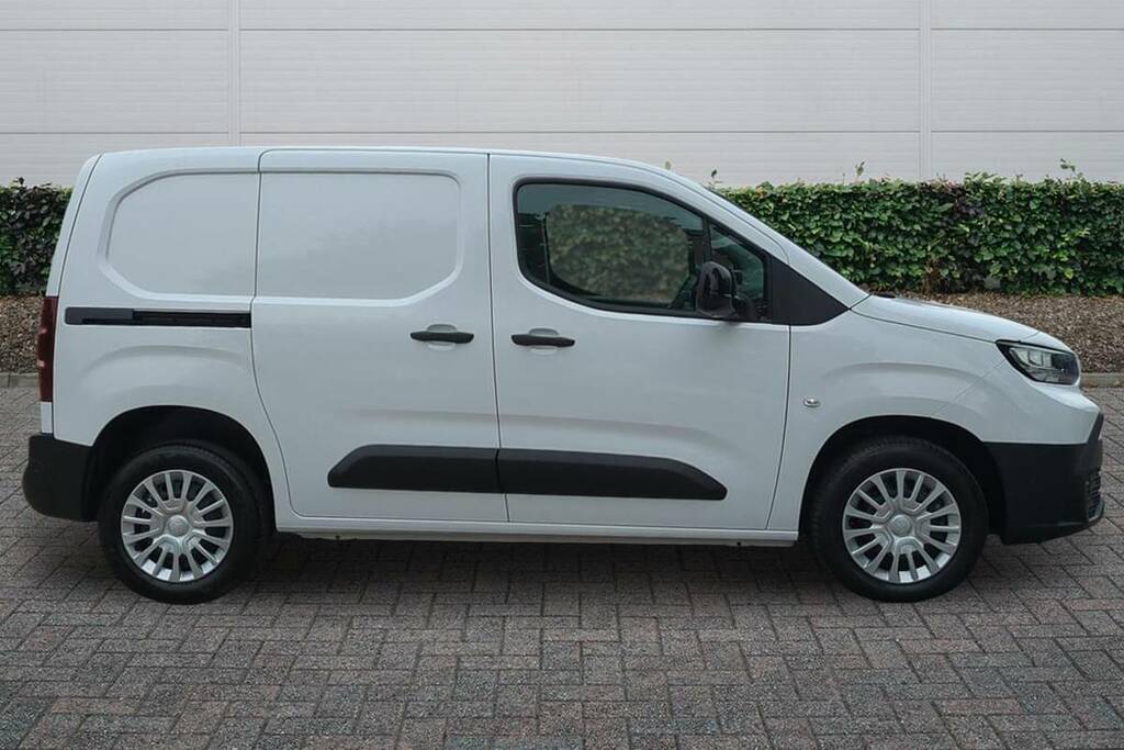 Toyota Proace City 1.5D 100 Icon Van White #5