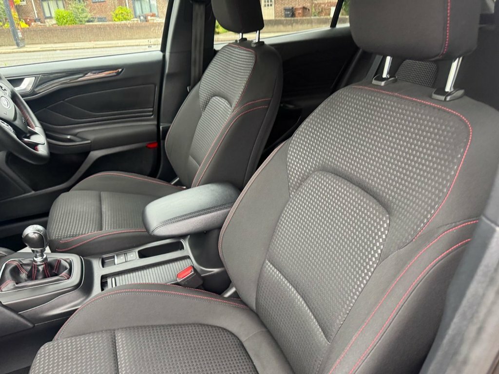 Ford Focus 1L St-line MW23KHX Black #6