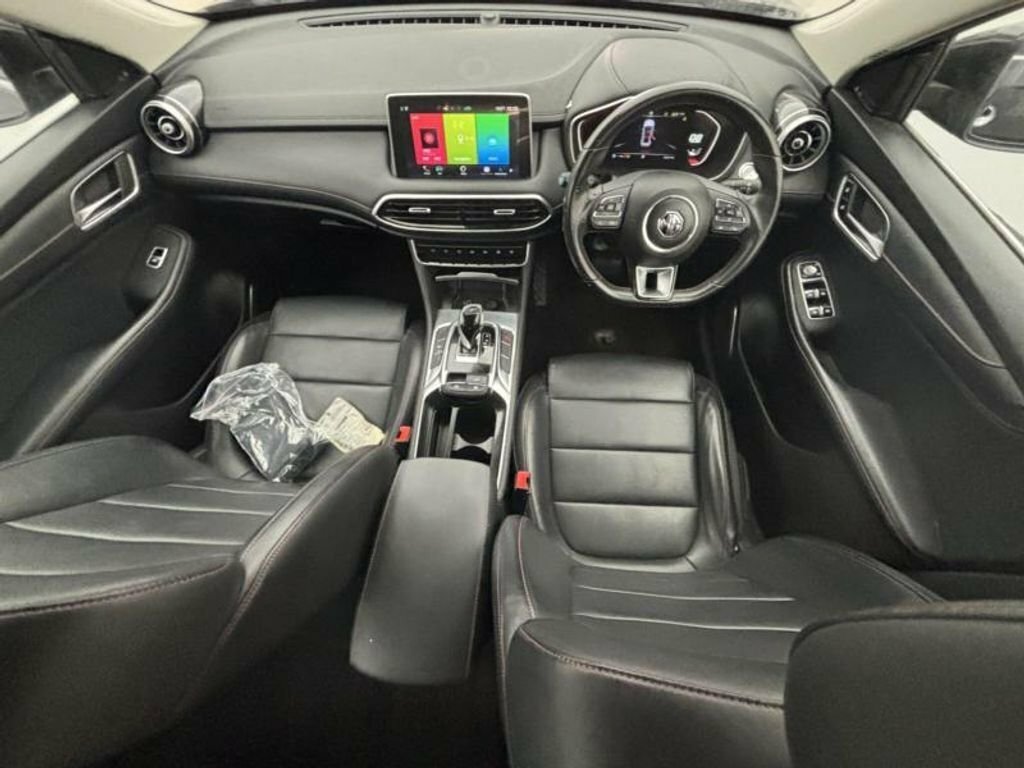 MG HS 1.5L Excite SH23XKY Black #6