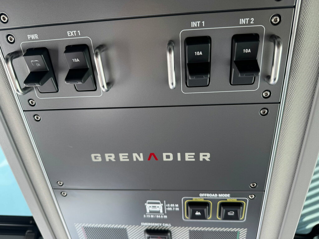  Grenadier Grenadier 3.0 T Utility 2 Seat Blue #32