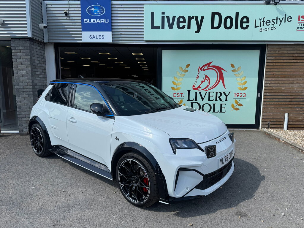 Alpine A290 52Kwh Gts Hatchback 220 Ps White