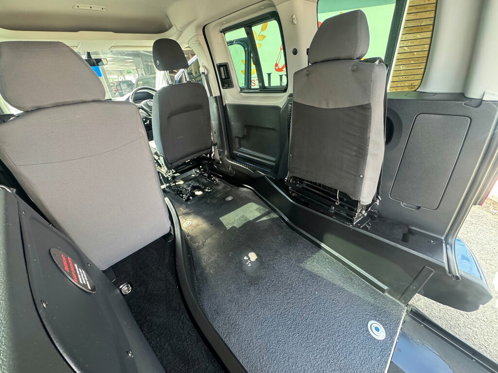 Volkswagen Caddy Life 2L Null Grey #23