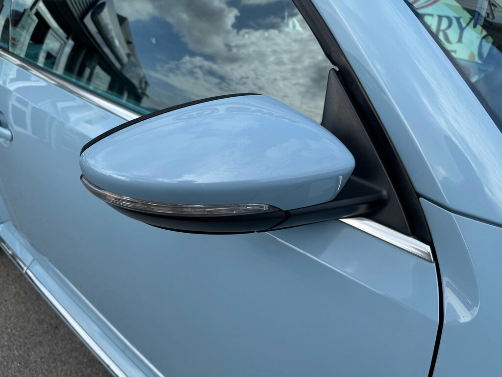 Volkswagen Beetle 2.0 Tdi Bluemotion Tech Design Cabriolet Diese Blue #5