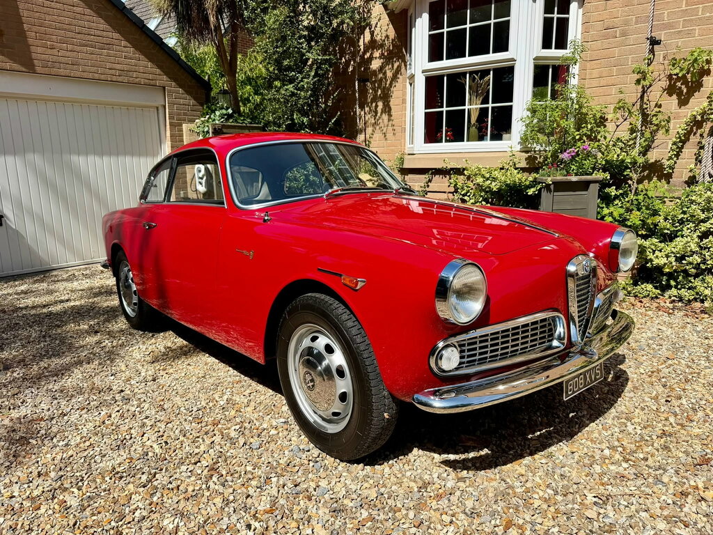 Alfa Romeo Giulietta Sprint 1.3 Red #5