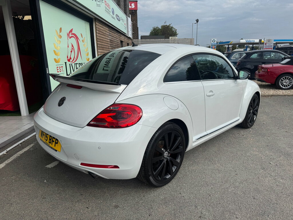 Volkswagen Beetle 2.0 Tsi Turbo Black Hatchback Dsg Euro White #6