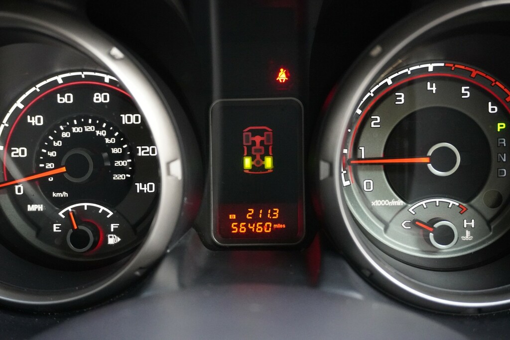 Mitsubishi Shogun Suv Grey #22