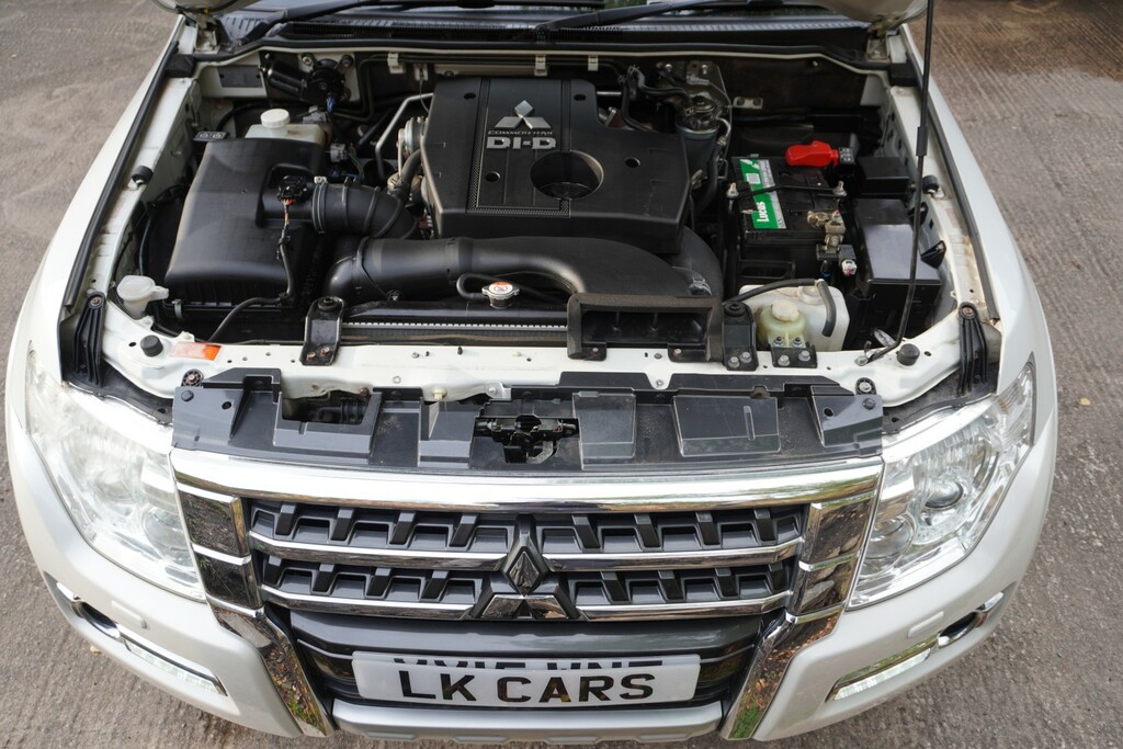 Mitsubishi Shogun Suv Grey #28